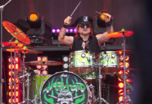 Rikki Rockett ist seit zehn Jahren krebsfrei