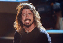 Dave Grohl (Foo Fighters) erweist Korn die Ehre