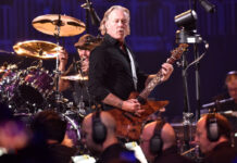 Metallica gedenken dem Dirigenten ihres S&M2 Live-Albums