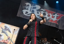 Todd Michael Hall steigt aus, um sich der Familie zu widmen