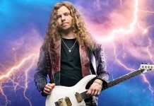Beast In Black stellen neuen Gitarristen Markus Venehsalo vor