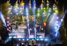 Nickelback kommen 2027 auf Welttournee — Don Broco fahren mit